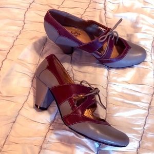 Seychelles leather heels-SO cute!